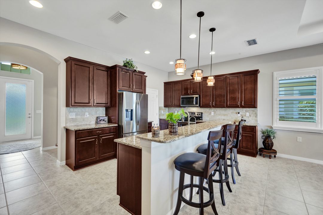 11502 Giulia Dr, Fort Myers, FL 33913