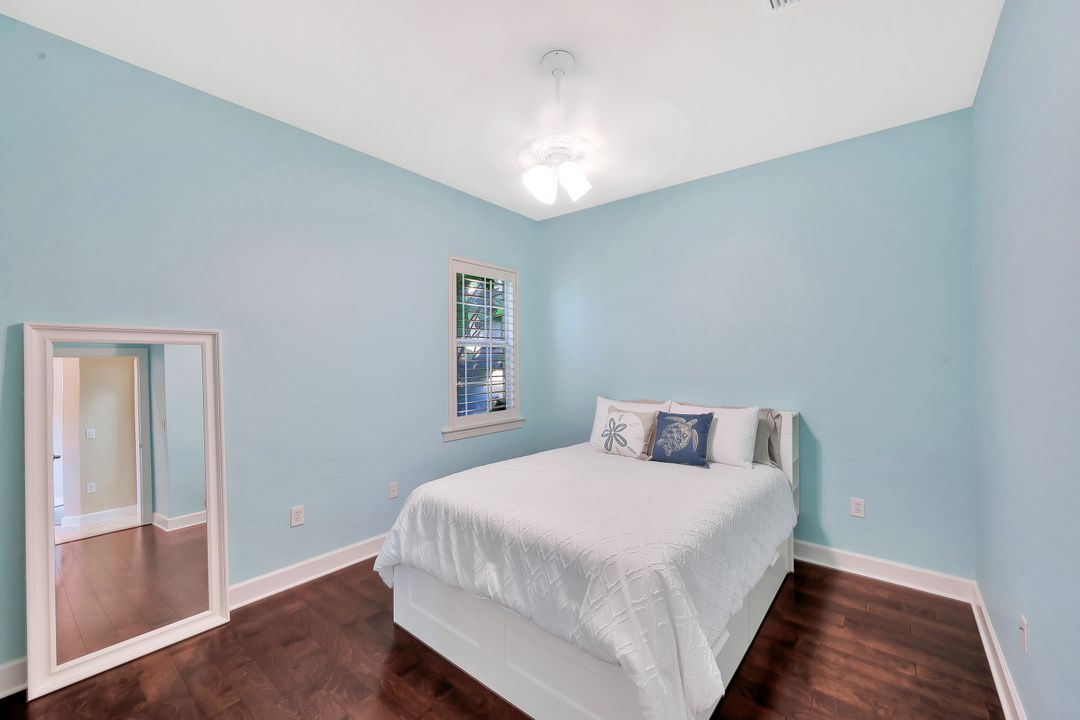 11982 Heather Woods Ct, Naples, FL 34120