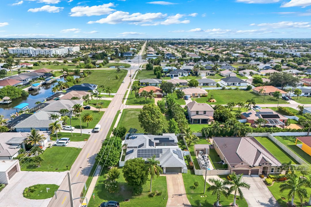 1923 SW 26th Terrace, Cape Coral, FL 33914