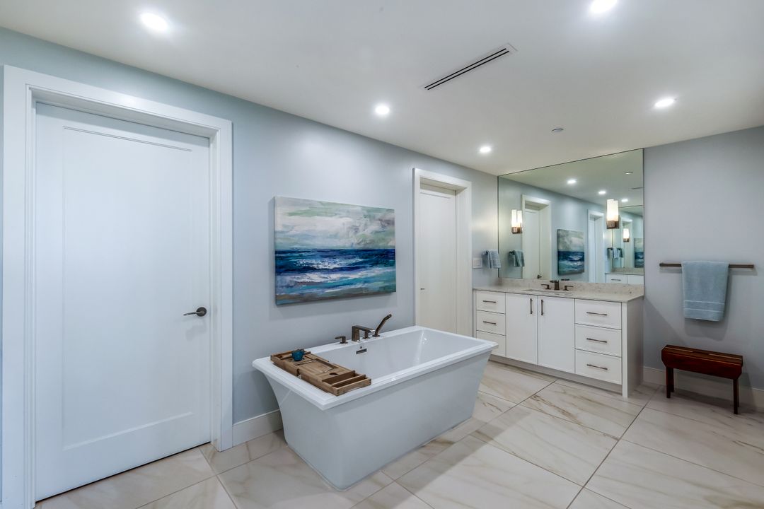 13925 Old Coast Rd #502, Naples, FL 34110