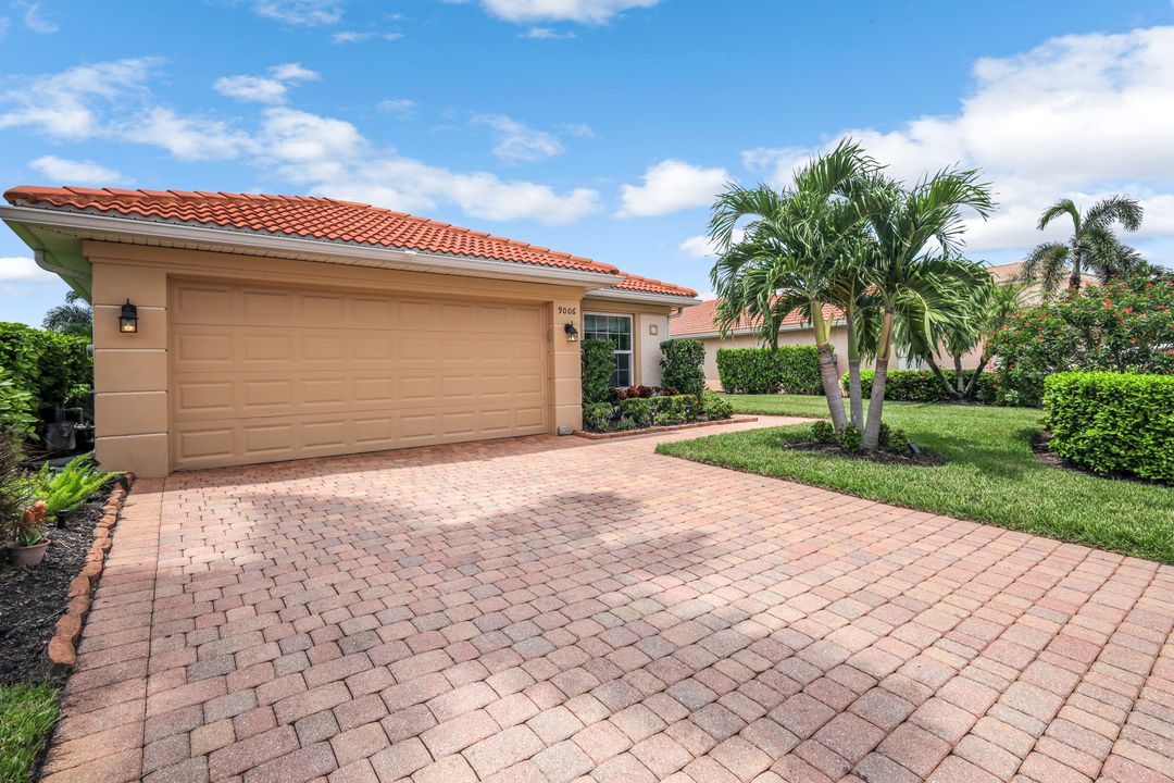 9006 Astonia Way, Estero, FL 33967