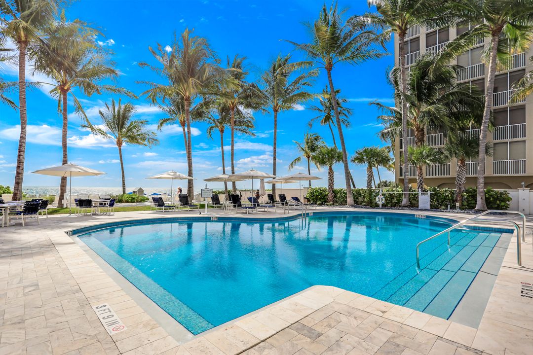 285 Grande Way #1601, Naples, FL 34110