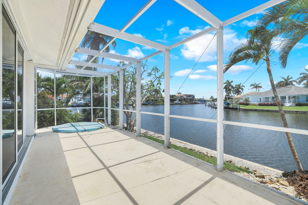 1895 Woodbine Ct, Marco Island, FL 34145