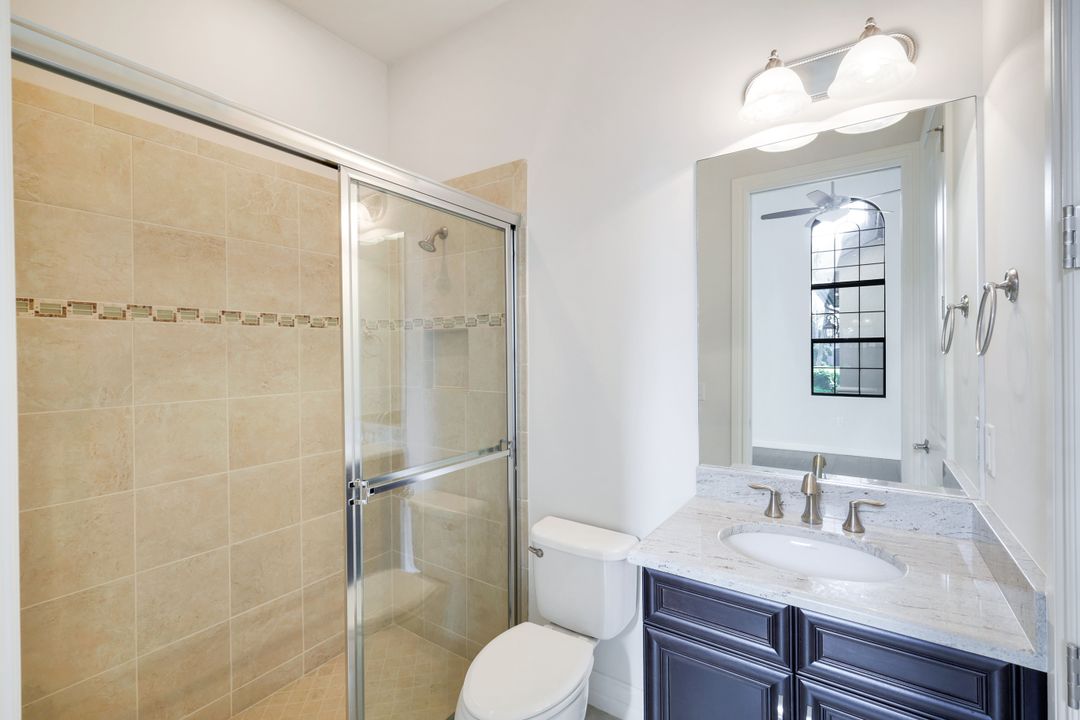 6419 Vivaldi Ct, Naples, FL 34113