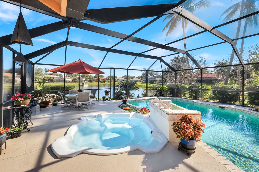 11510 Tanager Ct, Naples, FL 34119