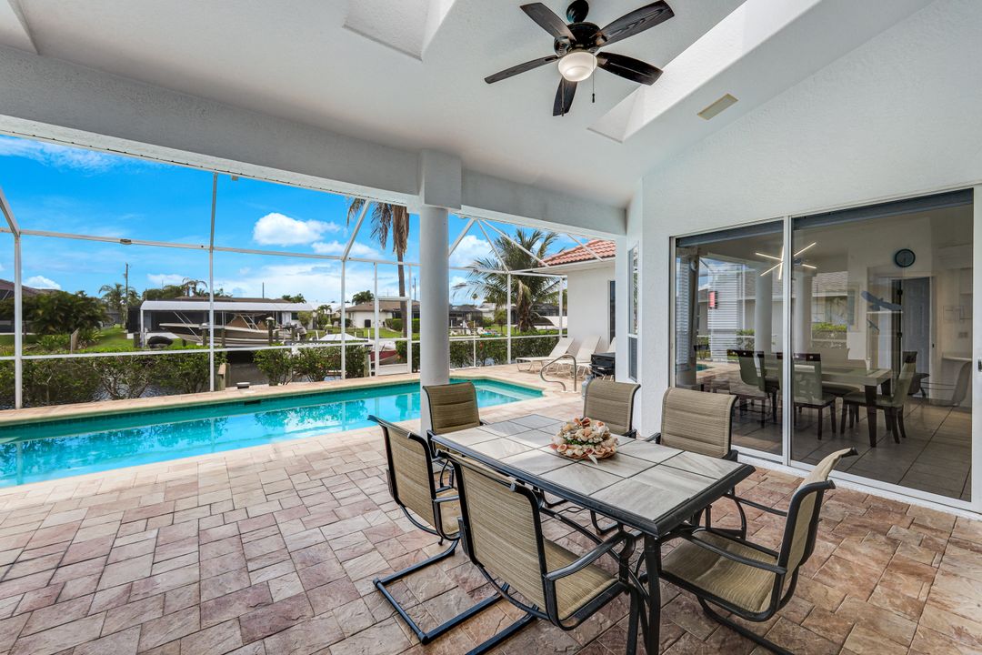 3712 SE 17th Pl, Cape Coral, FL 33904