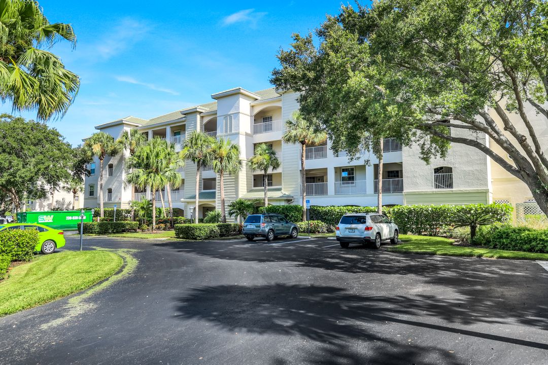 4120 Bayhead Dr #105, Bonita Springs, FL 34134