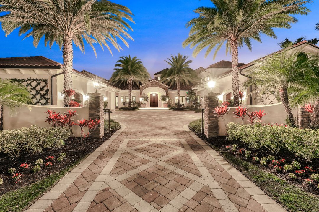 16740 Prato Way, Naples, FL 34110