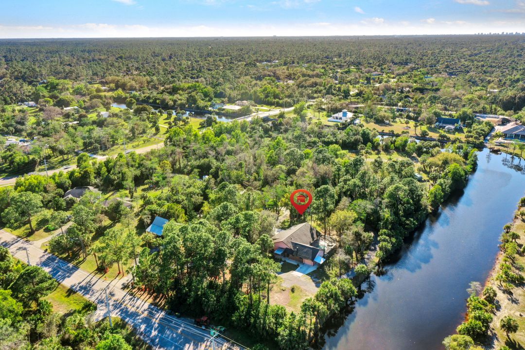 825 23rd St SW, Naples, FL 34117