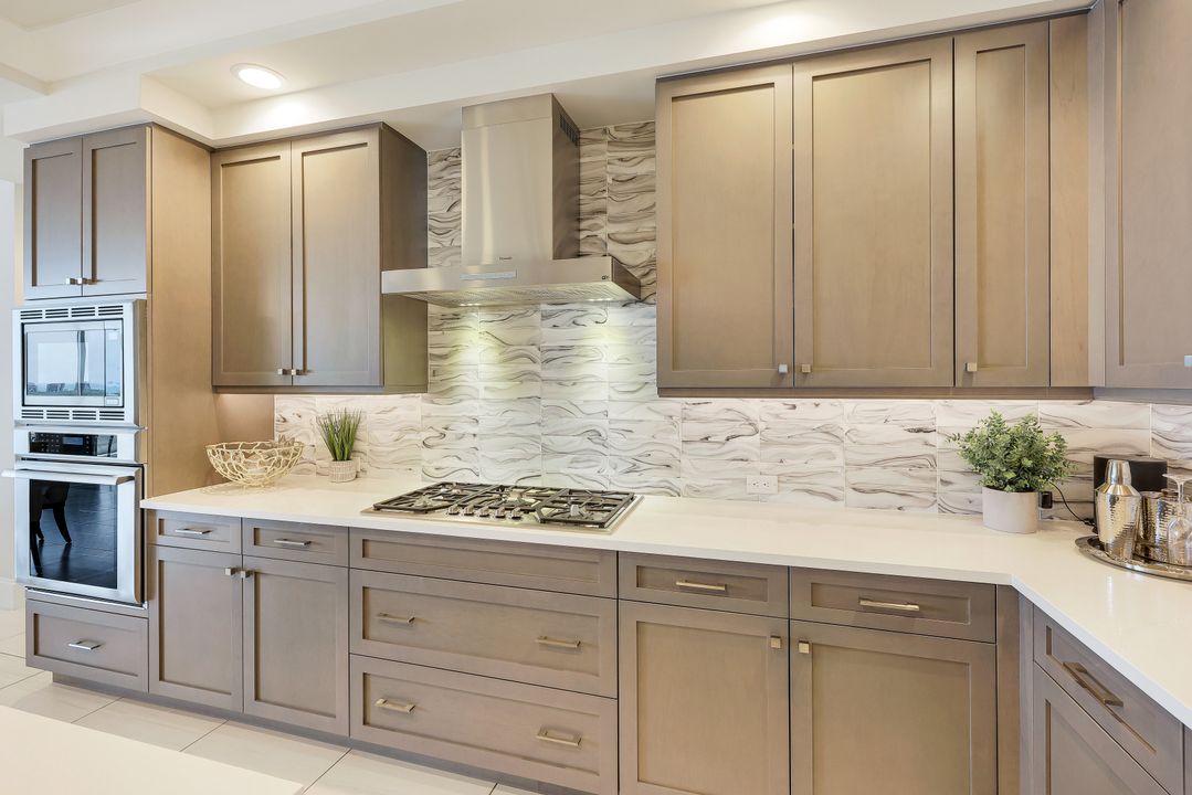 4971 Bonita Bay Blvd #1402, Bonita Springs, FL 34134