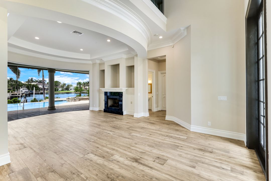 384 Mooring Line Dr, Naples, FL 34102