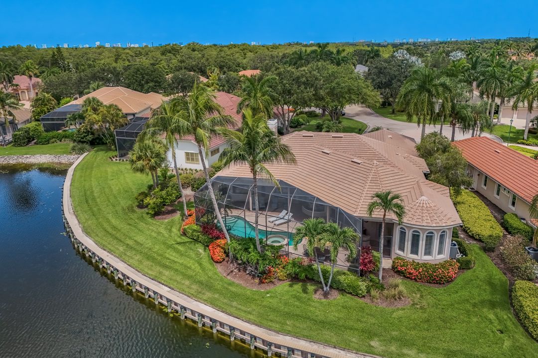 2988 St Barnabas Ct, Naples, FL 34105
