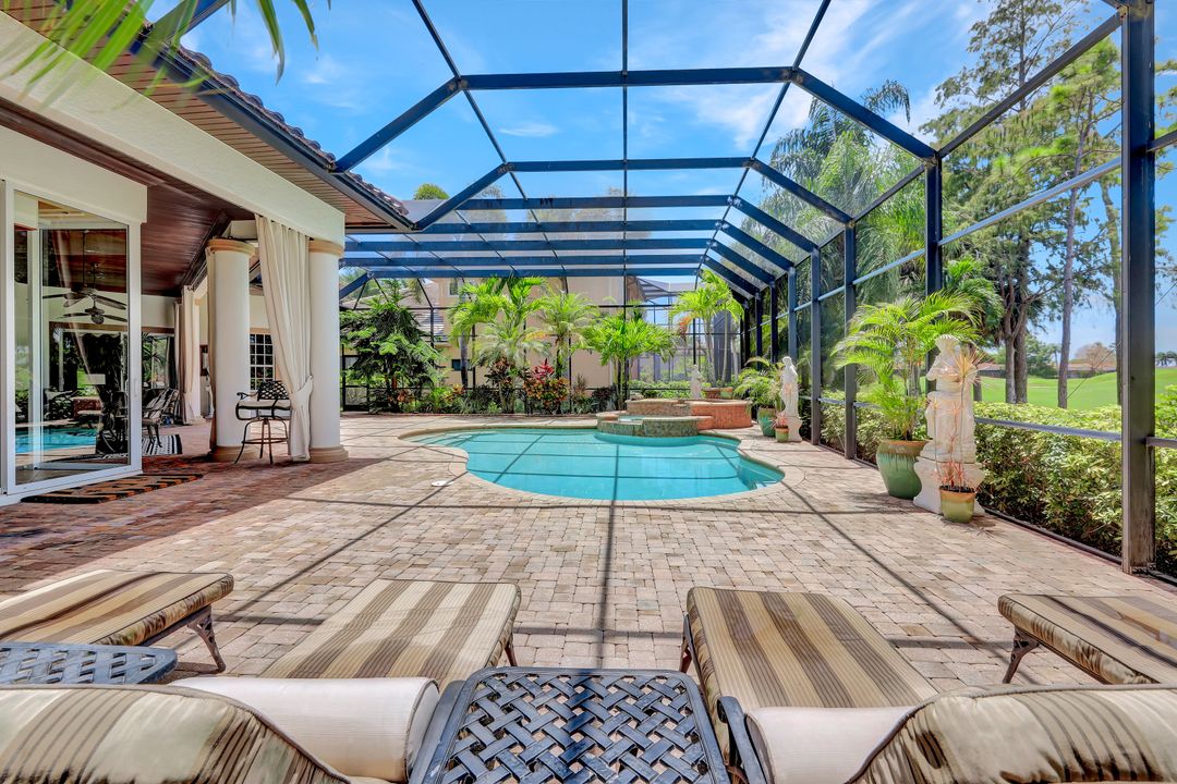 2743 Olde Cypress Dr, Naples, FL 34119