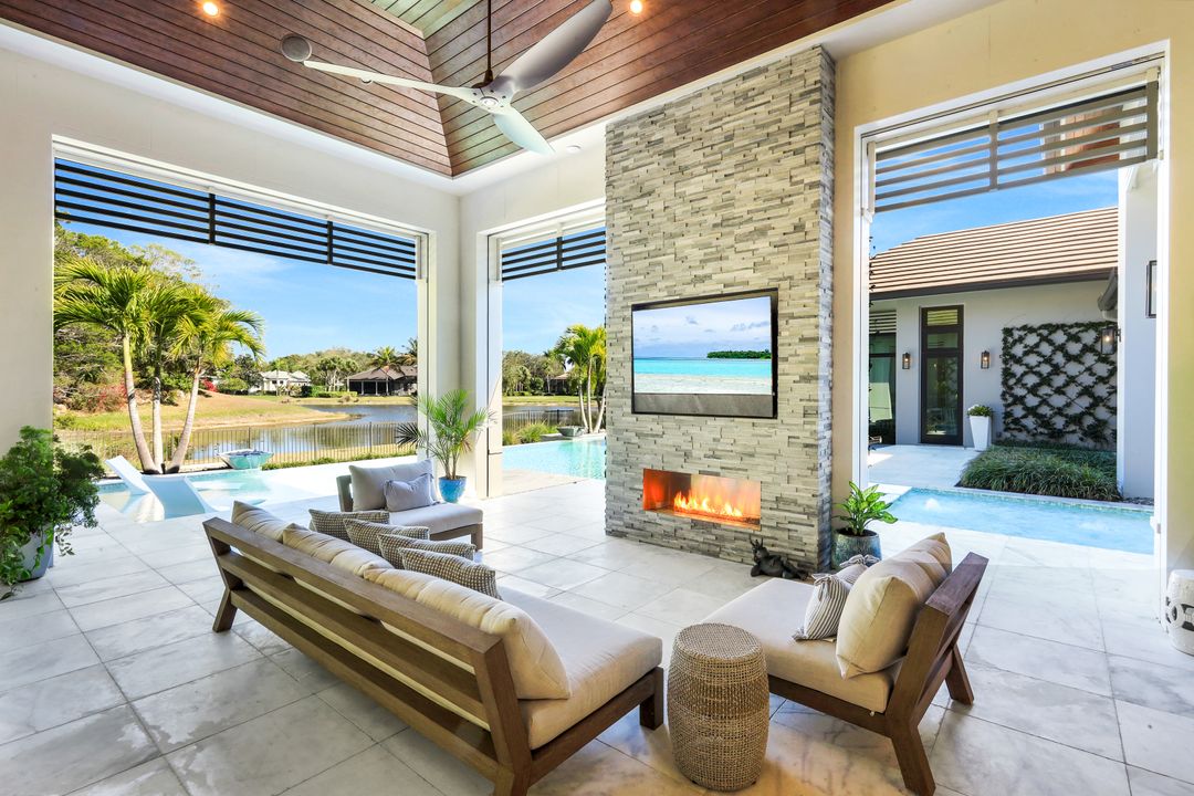 2818 Thistle Way, Naples, FL 34105