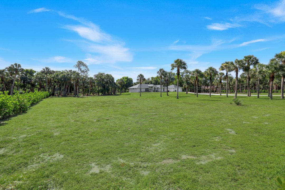 3060 70th St SW, Naples, FL 34105