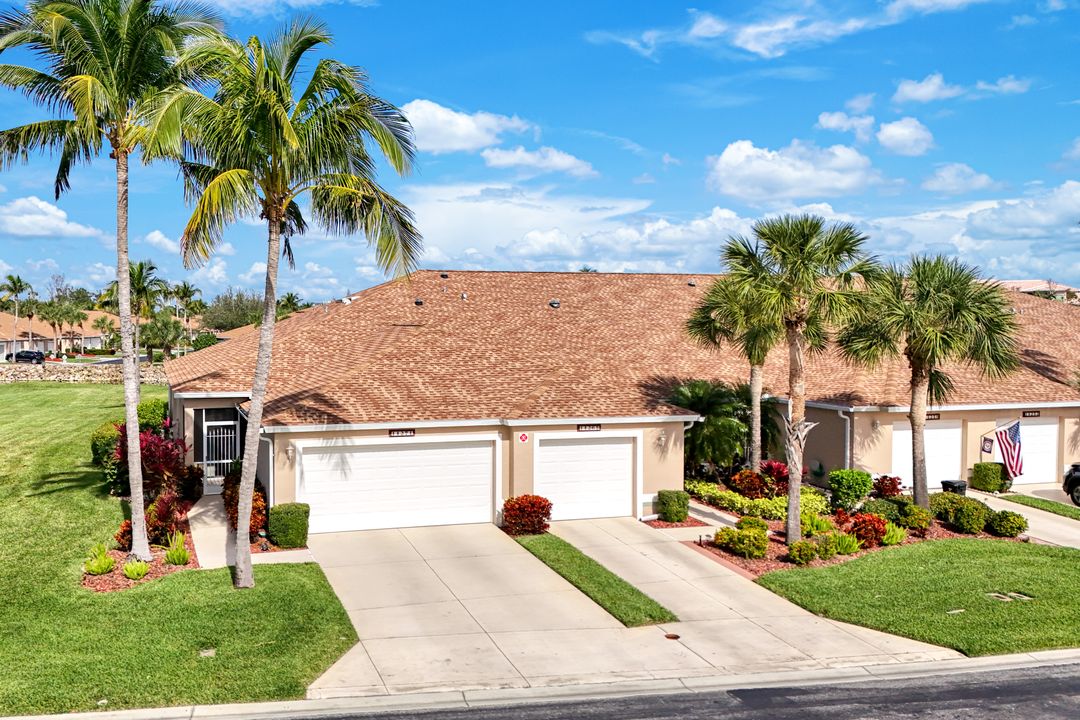 14271 Hilton Head Dr, Fort Myers, FL 33919