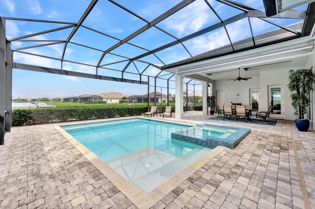 17300 Hidden Estates Cir, Fort Myers, FL 33908