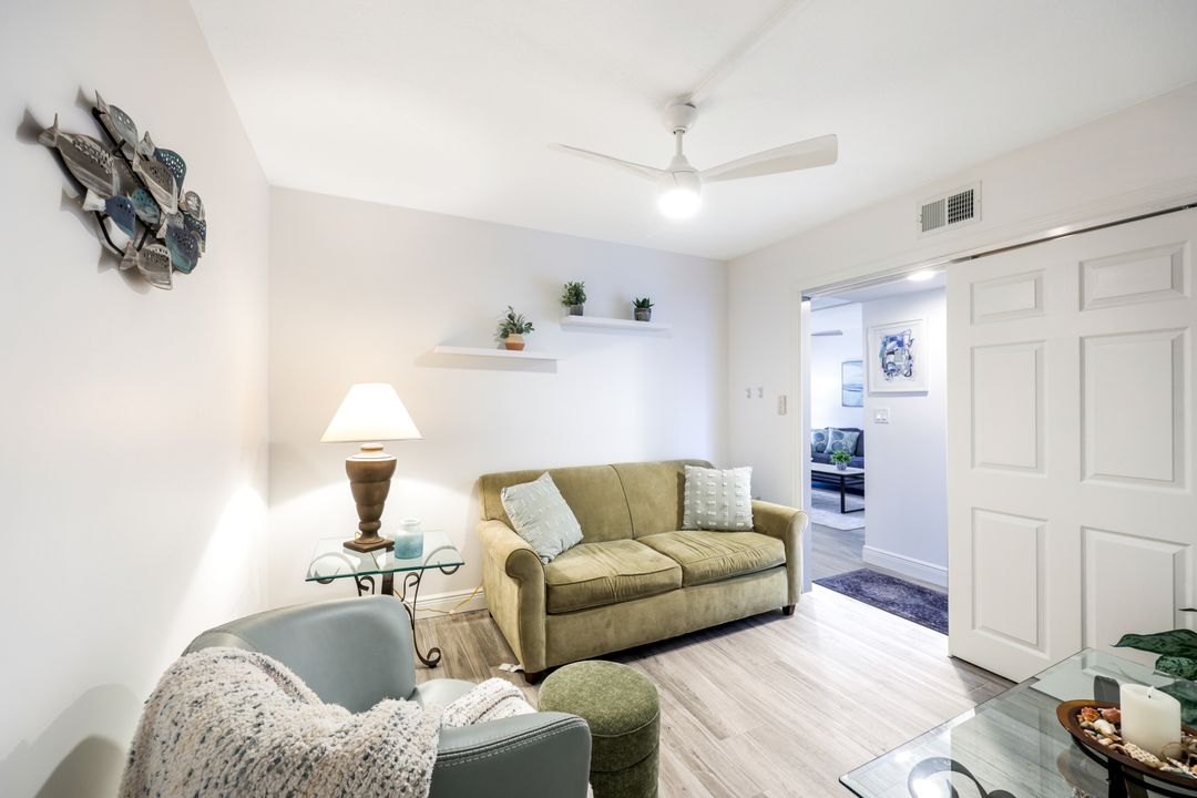 3200 Gulf Shore Blvd N #112, Naples, FL 34103