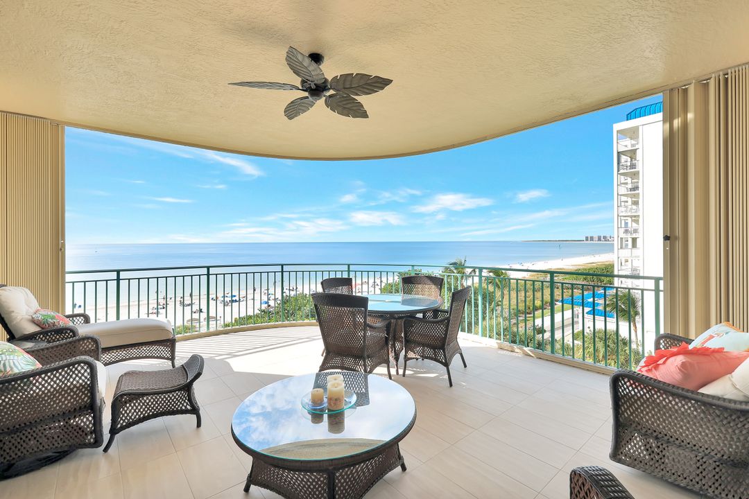 930 Cape Marco Dr #506, Marco Island, FL 34145