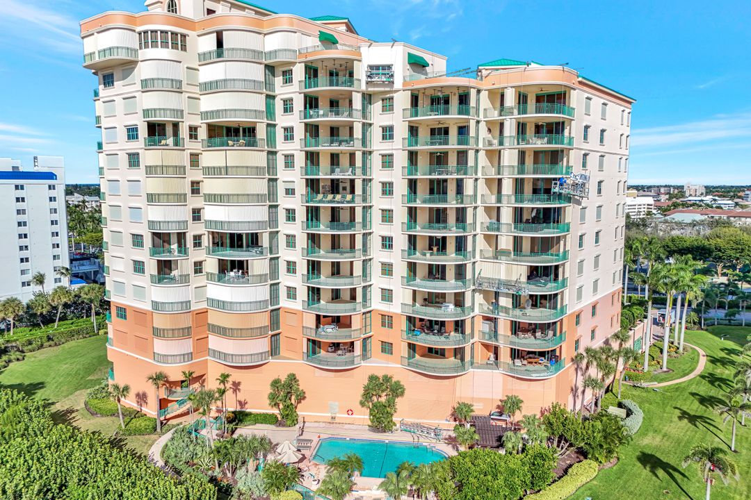 930 Cape Marco Dr #506, Marco Island, FL 34145