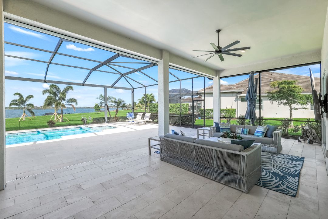 18437 WildBlue Blvd, Fort Myers, FL 33913