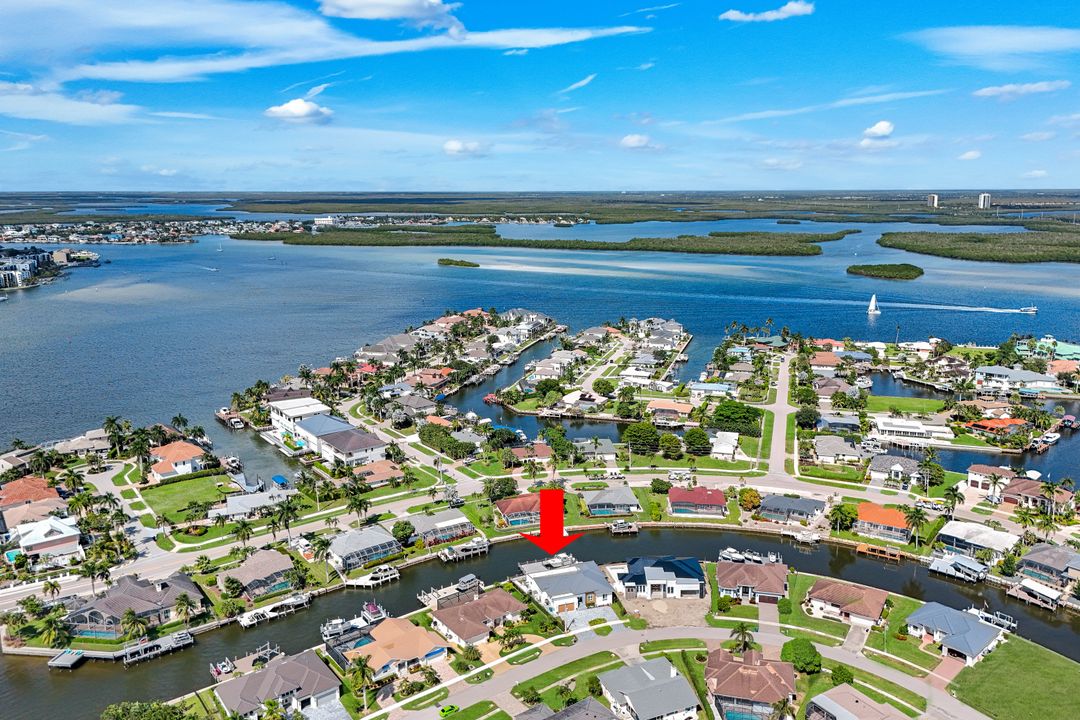 919 Juniper Ct, Marco Island, FL 34145