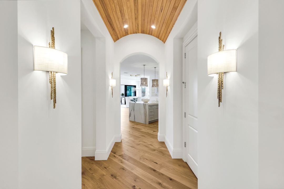 16320 Corsica Way #202, Naples, FL 34110