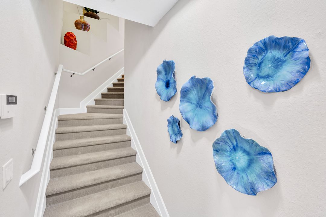 8755 Coastline Ct #202, Naples, FL 34120