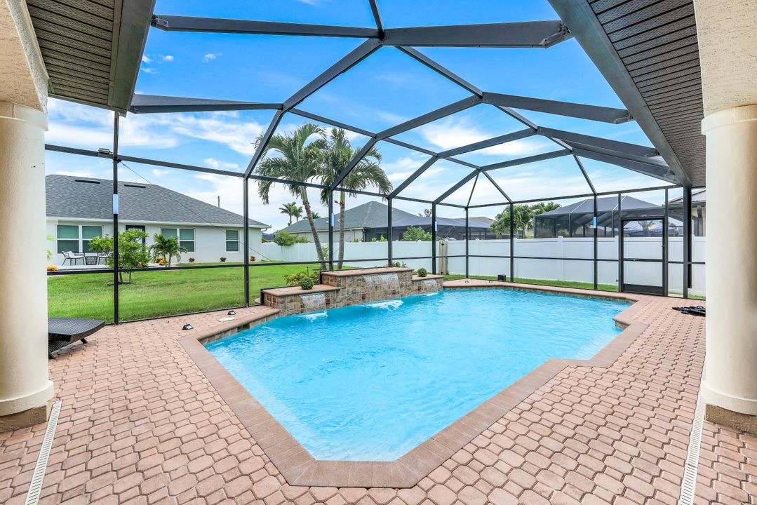 2802 SW 34th Terrace, Cape Coral, FL 33914