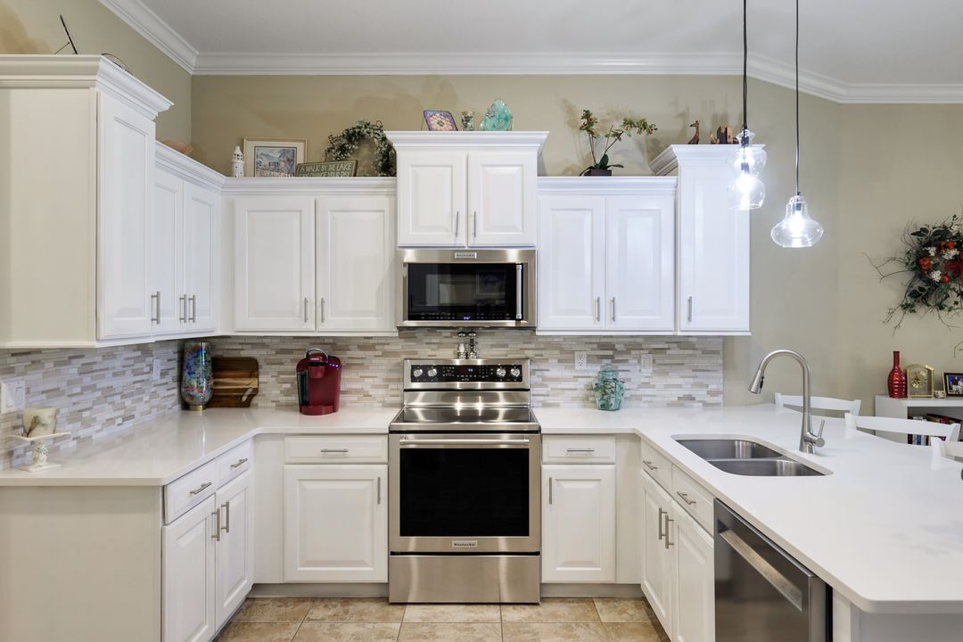 20626 Torre Del Lago St, Estero, FL 33928