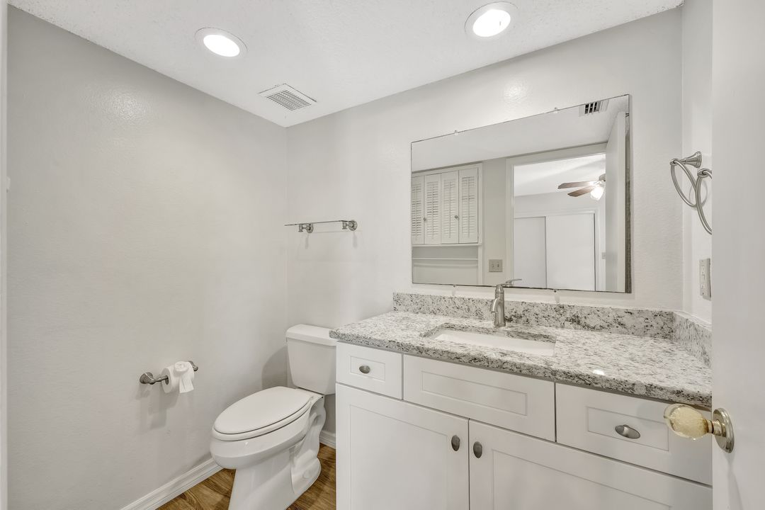 7400 College Pkwy #5A, Fort Myers, FL 33907