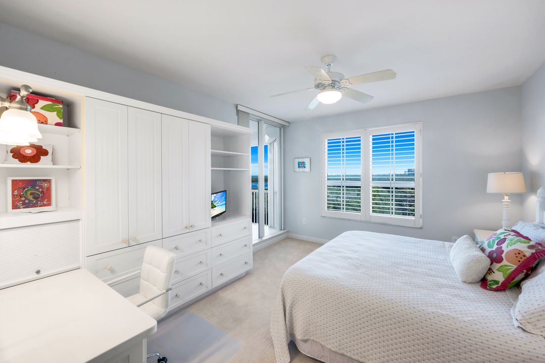 325 Dunes Blvd #605, Naples, FL 34110