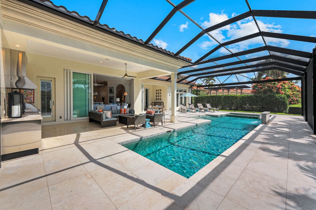 2048 Isla Vista Ln, Naples, FL 34105