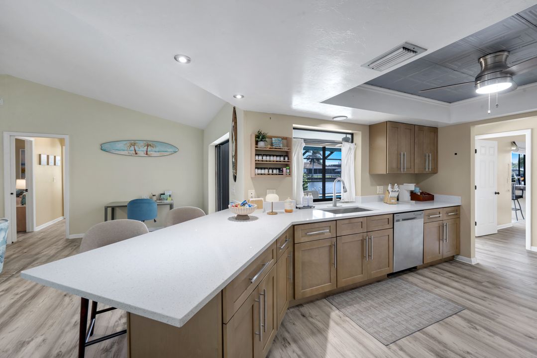 101 SW 50th St, Cape Coral, FL 33914