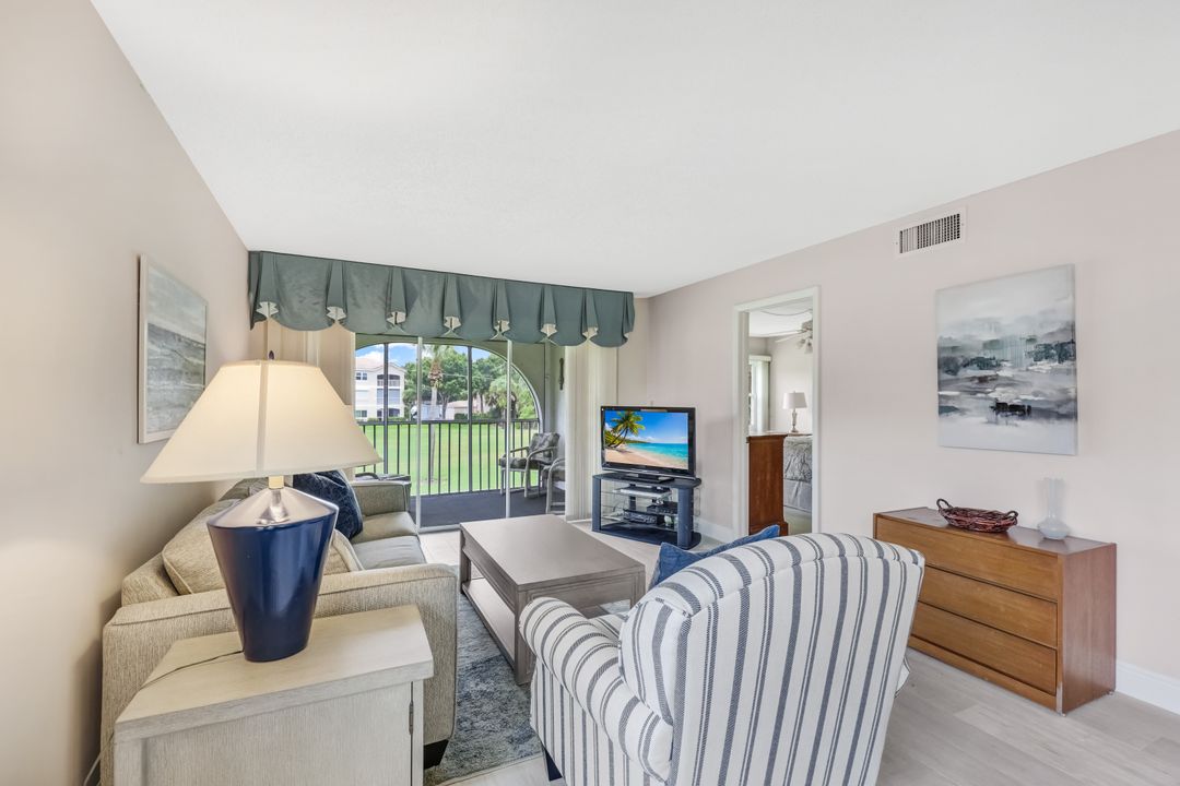1056 Forest Lakes Dr #C-211, Naples, FL 34105