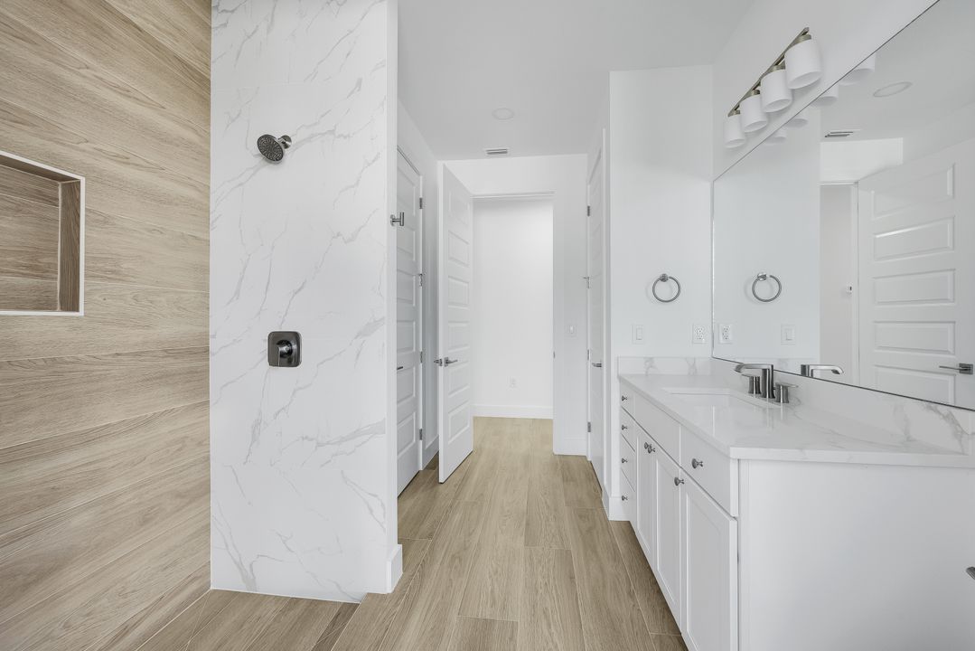 1600 NW 38th Ave, Cape Coral, FL 33993