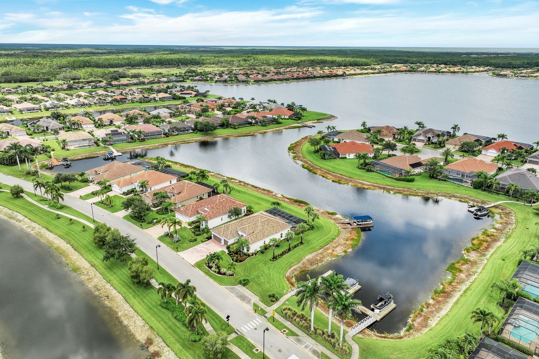 9360 Marble Stone Dr, Naples, FL 34120