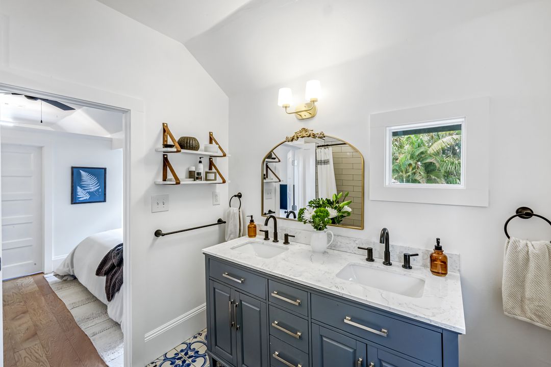 1473 Barcelona Ave, Fort Myers, FL 33901