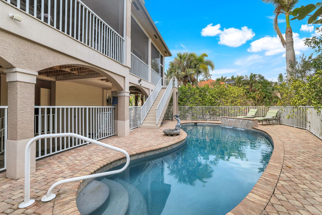 940 Sea Oats Ct, Marco Island, FL 34145