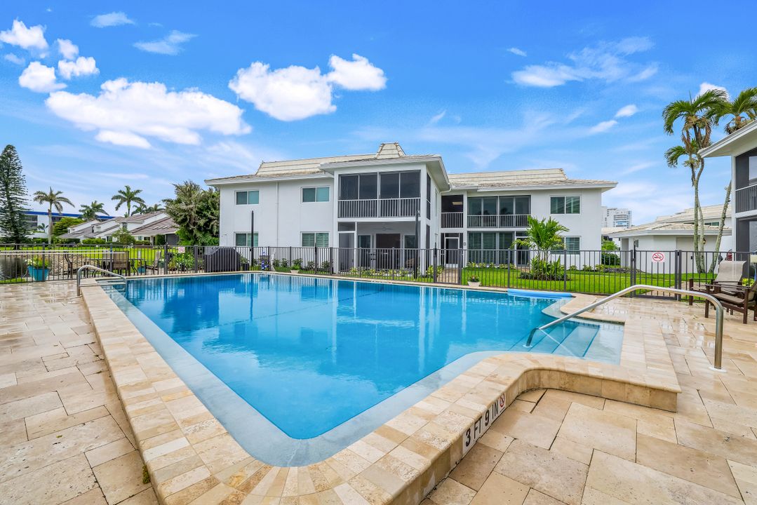 4150 Crayton Rd #B2, Naples, FL 34103