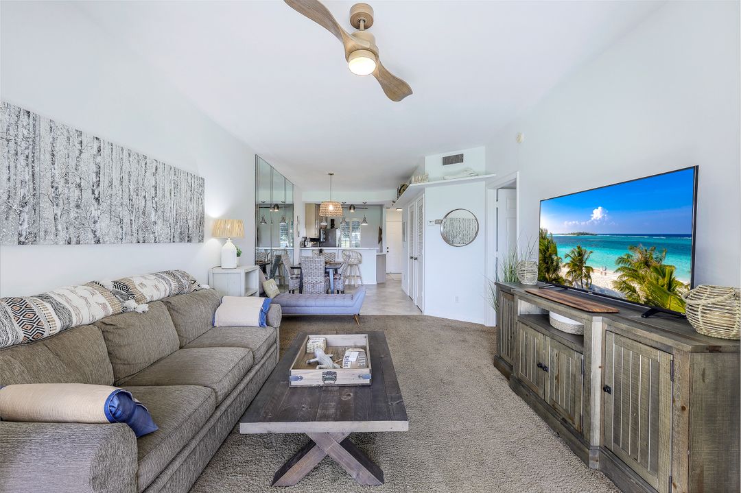 8200 Twelve Oaks Cir #412, Naples, FL 34113