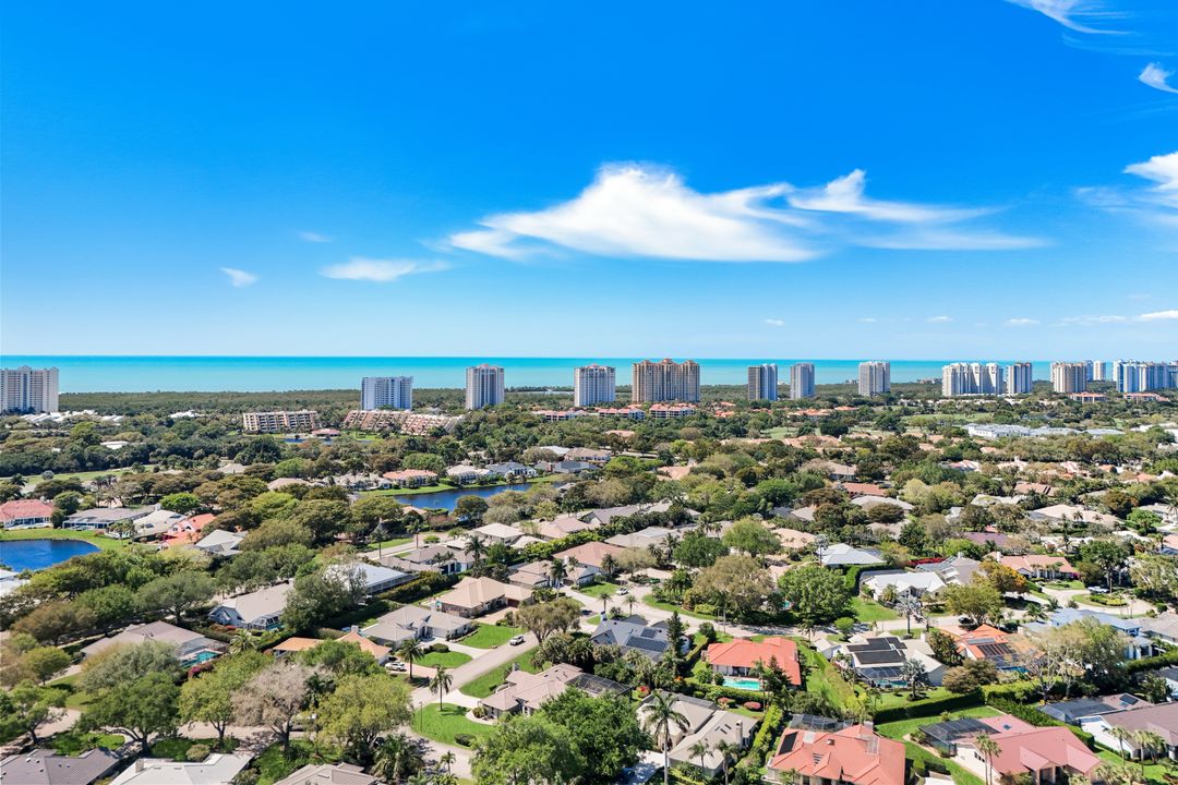 812 Tallow Tree Ct, Naples, FL 34108