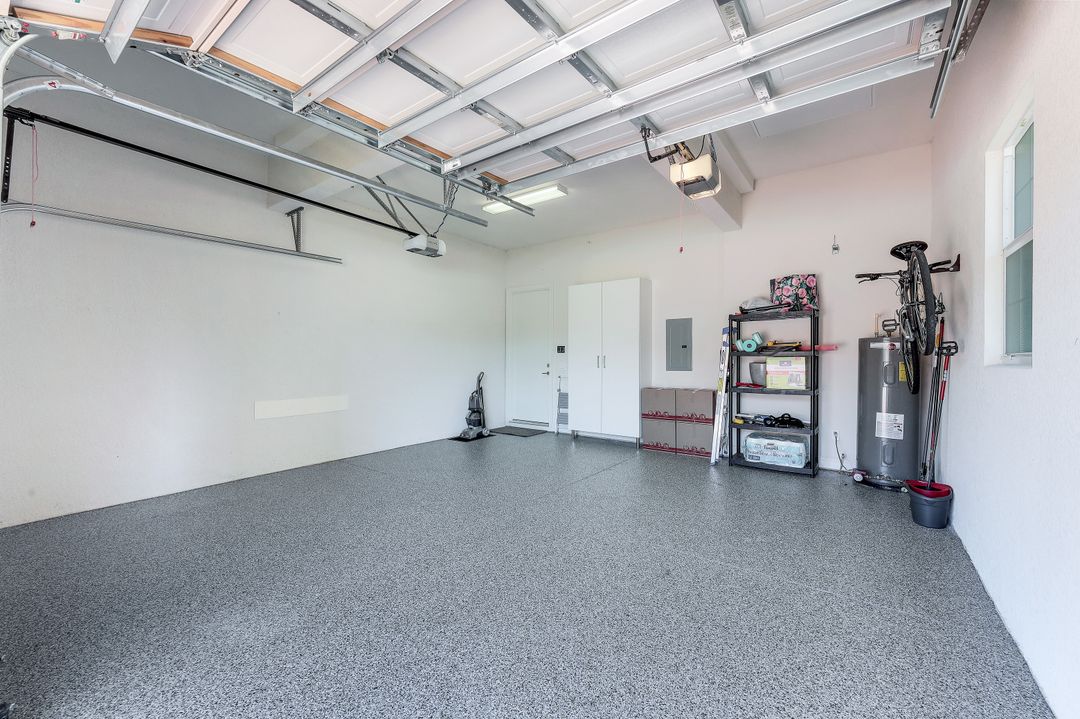 604 El Camino Real #101, Naples, FL 34119