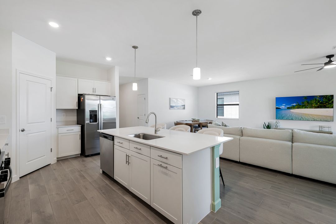 19239 Gentry Pl, Estero, FL 33928