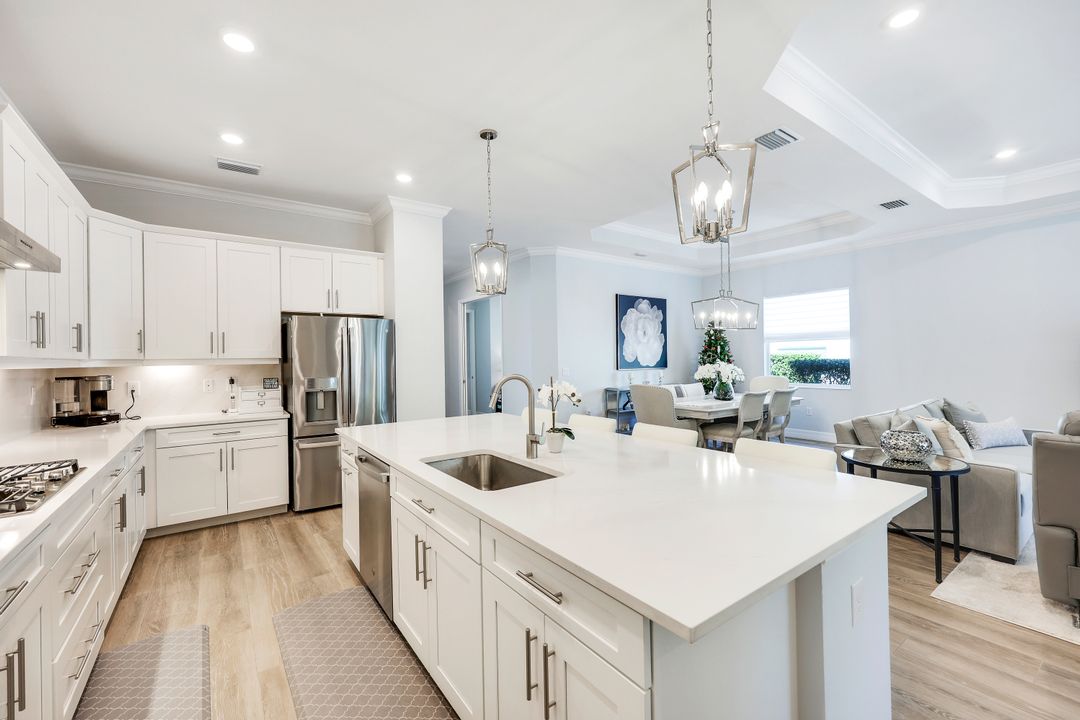 14243 Blue Bay Cir, Fort Myers, FL 33913