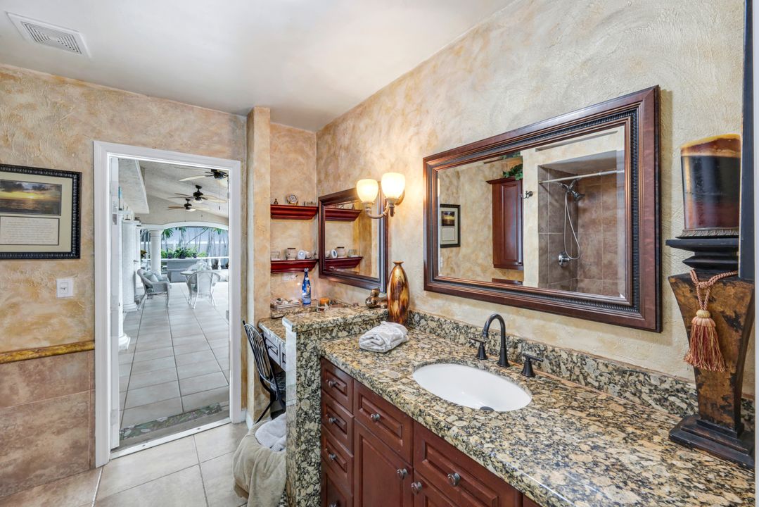2310 SW 53rd St, Cape Coral, FL 33914