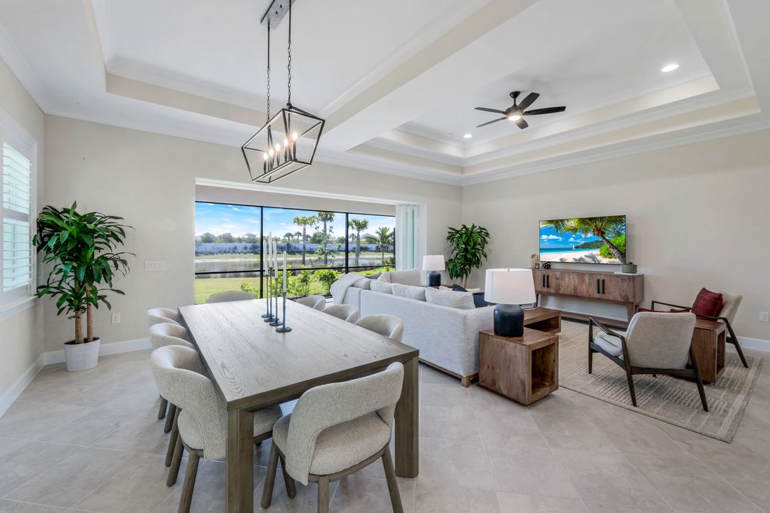 8850 Calypso Ct, Naples, FL 34112