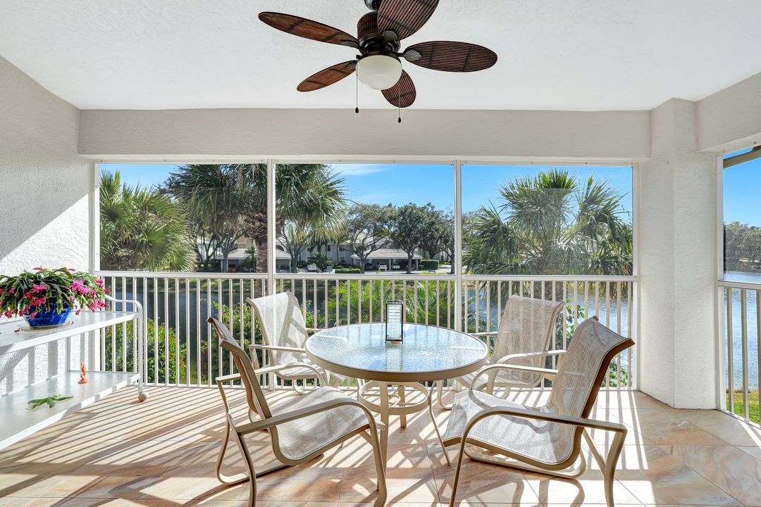 6200 Reserve Cir #404, Naples, FL 34119