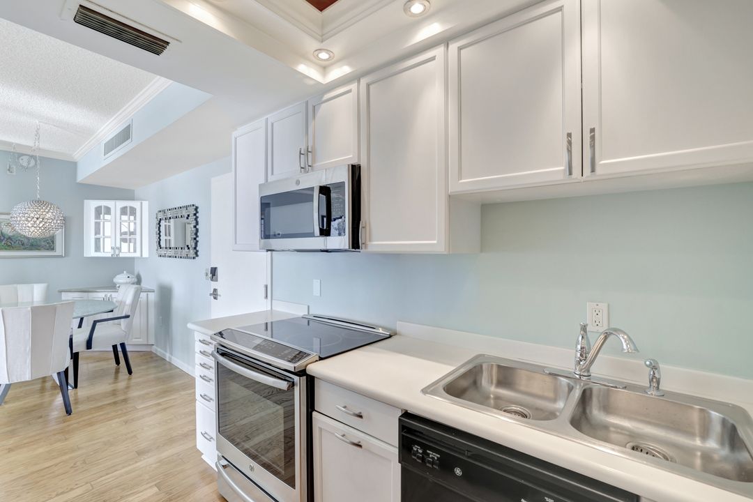 140 Seaview Ct #1803, Marco Island, FL 34145