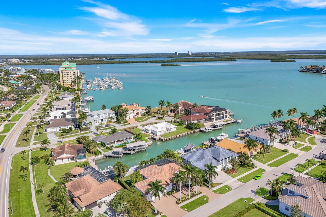 864 Magnolia Ct, Marco Island, FL 34145